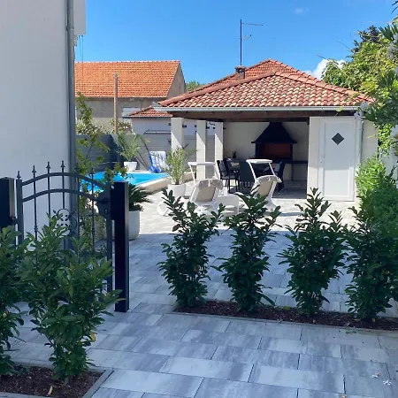 Breitling With Pool Apartman Biograd Na Moru