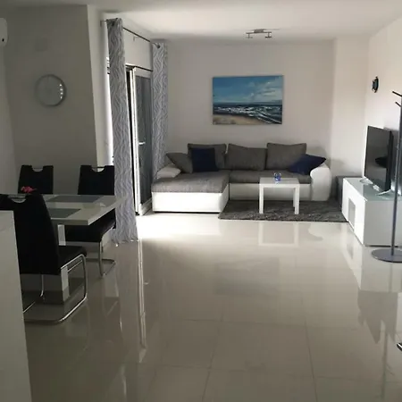 Daire Breitling With Pool Biograd Na Moru