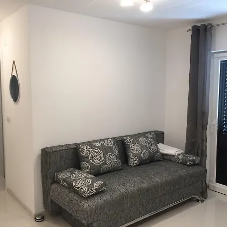 Breitling With Pool Daire *